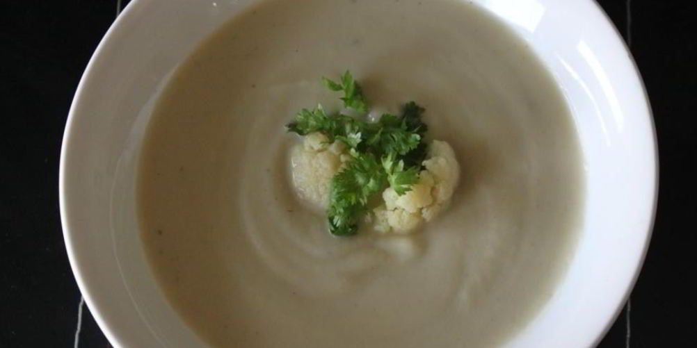 Рецепт суп-пюре из цветной капусты и голубого сыра