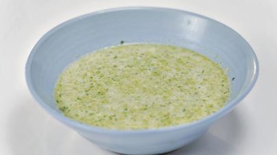 Суп-пюре из зеленого горошка и лимона