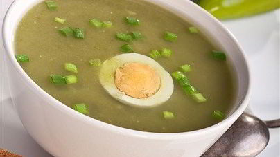 Венгерский суп-пюре из шпината со сливками