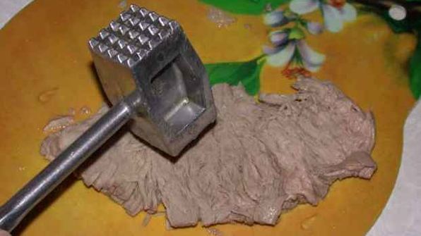 суп с картофелем, рисом свининой и цветной капустой