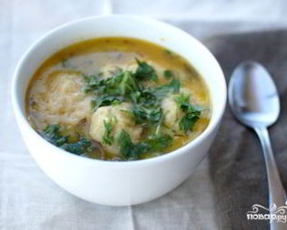 Суп с кнедликами