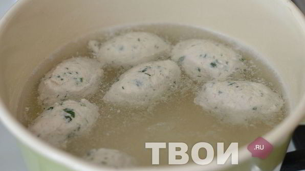 суп с куриными клецками
