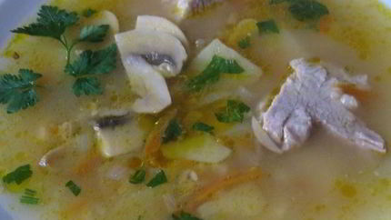 Суп с мясом и грибами