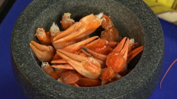 суп с мясом раков