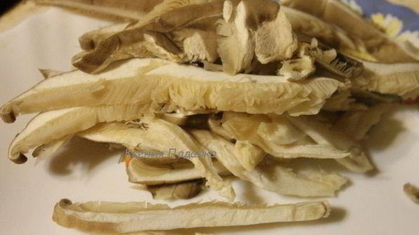 суп с пастой и вешенками