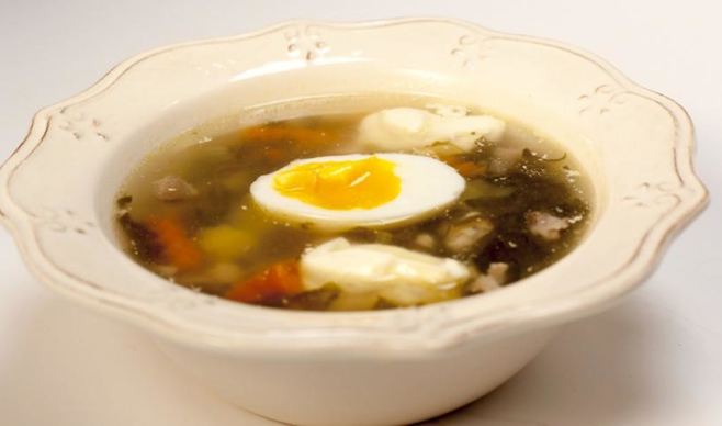 Суп со щавелем и яйцом