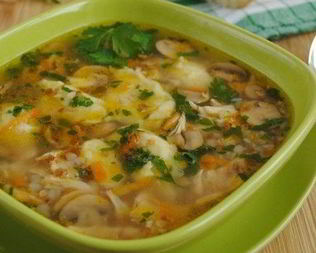 Сытный гречневый суп с курицей