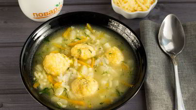 Венгерский суп с сырными клецками