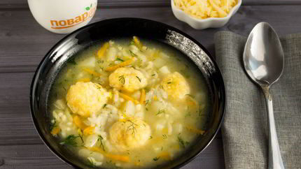 Венгерский суп с сырными клецками