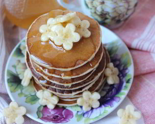 Банановые панкейки