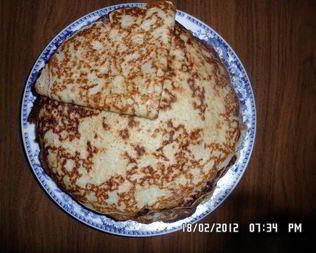 Блинчики заварные с черничным йогуртом