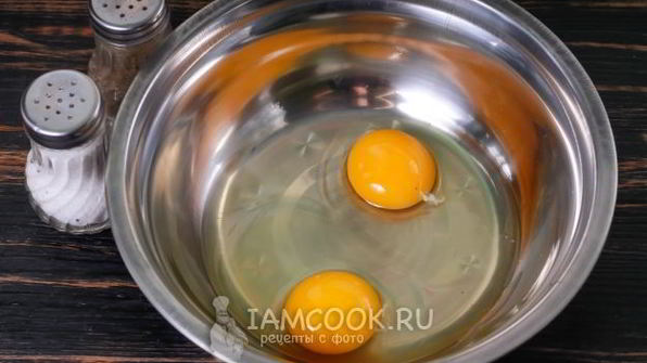 блины на огуречном рассоле