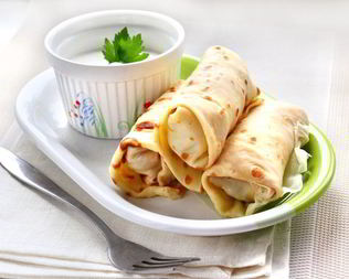 Блины по-польски с курицей и курагой