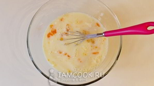 блины с творогом в сметанно-маковой заливке