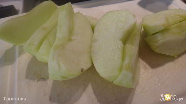 миндальные блины с карамелизированными яблоками