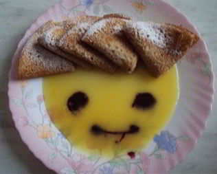 Ореховые блины с апельсиновым соусом