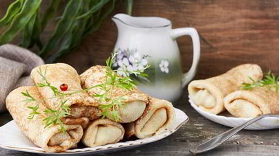 Сытные блинчики с грибами и ветчиной