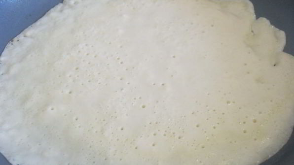 тонкие блинчики на сметане