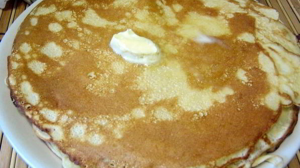 тонкие блинчики на сметане