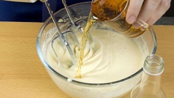 заварные блины на кефире с яблочным соком