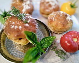 Булочки, фаршированные рататуем