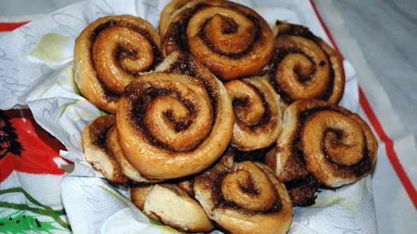 булочки и коричные улитки дональда дака