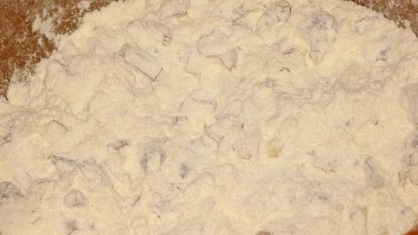 булочки с финиками и орехами