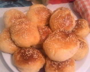 Булочки с колбасным сыром