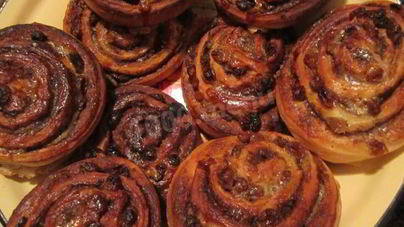 Булочки с корицей из дрожжевого теста