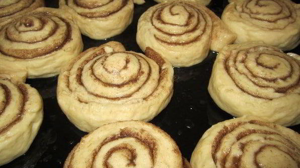 булочки с корицей