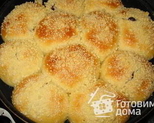 Булочки с наполнителем и посыпкой