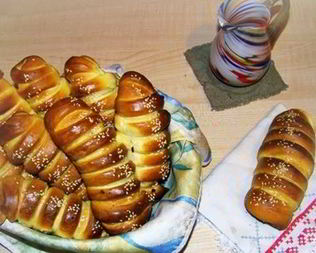 Булочки с сосисками