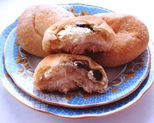 Булочки с творогом и изюмом