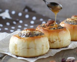 Булочки синабон с маком