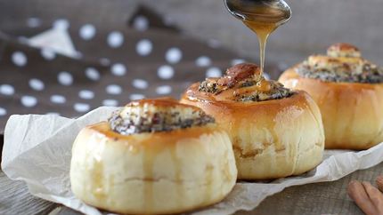 Булочки синабон с маком