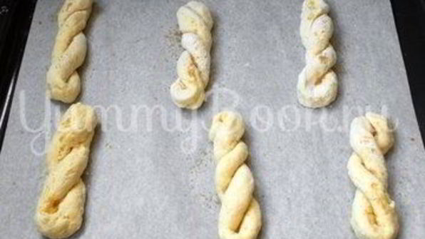 булочки творожные плетенки