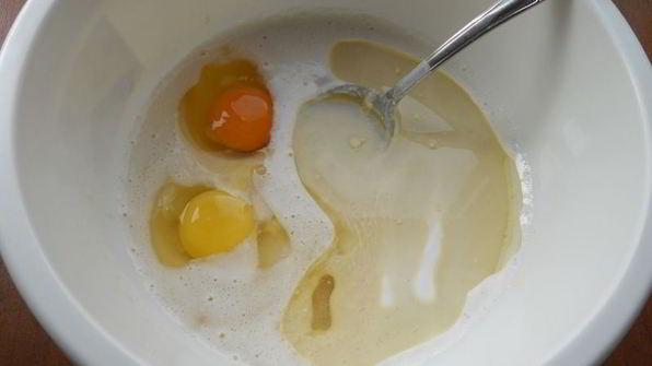 дрожжевые булочки с яблоками