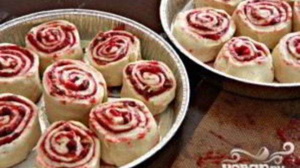 клюквенные булочки с апельсиновой глазурью