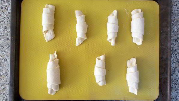 круассаны с шоколадно-маковой начинкой