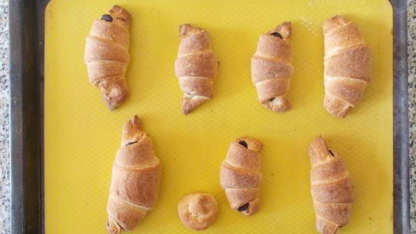 круассаны с шоколадно-маковой начинкой