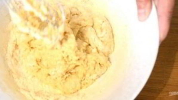 медовые плюшки с корицей и сахаром