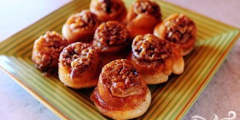 Рецепт мини-булочки с орехами