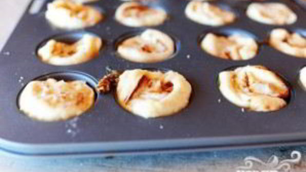 мини-булочки с орехами