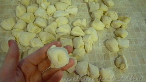 пампушки с чесноком