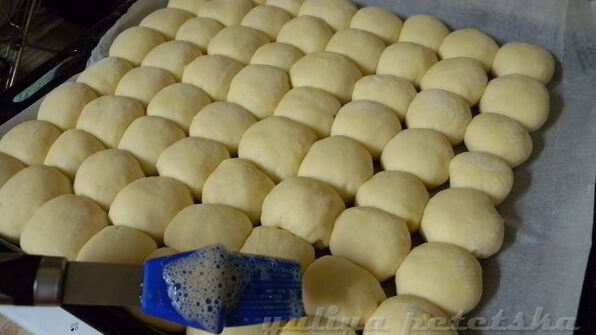 пампушки с чесноком