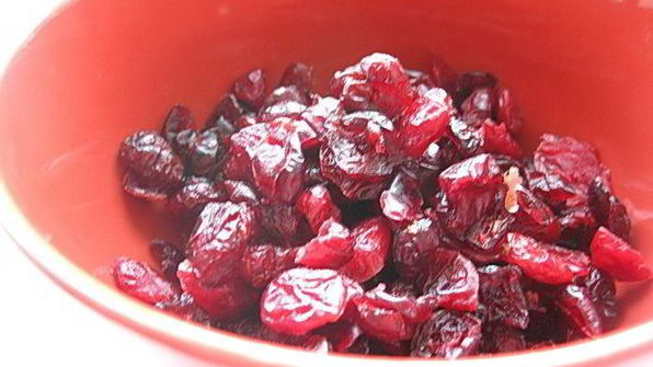 пряные тыквенные плюшки с клюквой