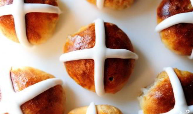 Сдобные булочки на Пасху