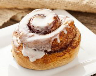 Сдобные булочки с корицей и грецким орехом