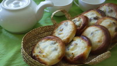 Ватрушки с творогом из дрожжевого теста