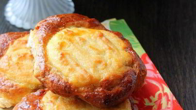 Ватрушки с творогом на ореховом тесте